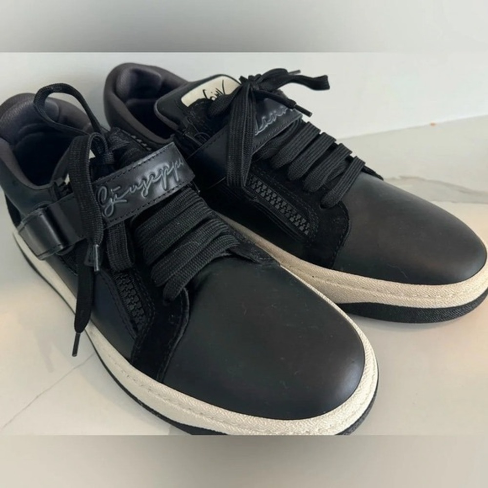 NEW Giuseppe Zanotti GZ94 low top leather sneakers black white velour EU44 US11 - Picture 2 of 9